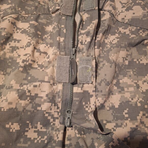 US Army Combat Uniform Coat Shirt Medium Regular 8415-01-519-8510 Digital - Picture 4 of 10